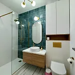 Sky Daire